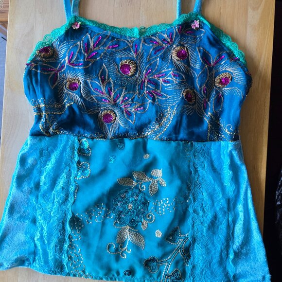Romantic Boho Embroidered Velvet Top | Roselani Jasmin | Size Medium - Picture 4 of 7